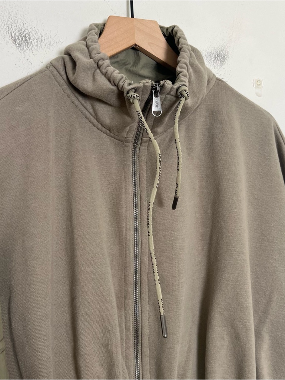 FREE PEOPLE- Movement From The Top Sweatshirt Olive Green Size M - Picture 3 of 8